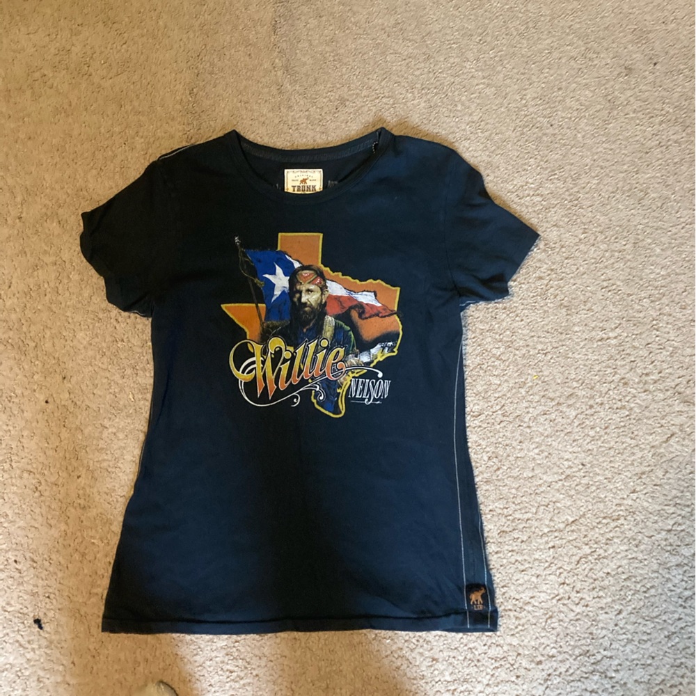 Willie Nelson Trunk Tee made famous by Jessica Simpson